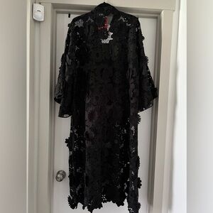 LA VIE Style House black 60s lace signature caftan maxi